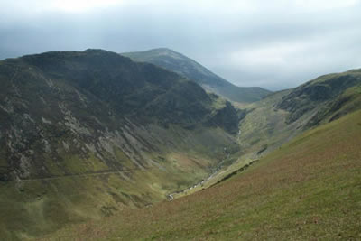 View to Hindscarth from High Snab bank on path to Robinson