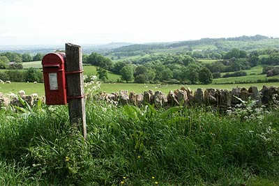 Rural post box on Buckle Lane & Dover's Hill