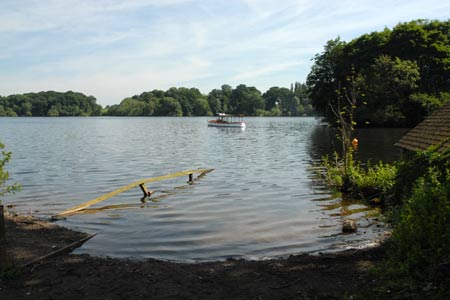 Steam launch on The Mere, Ellesmere