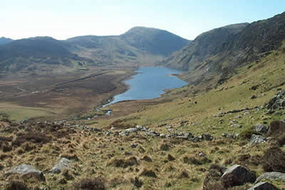 The reservoir Llyn Eigiau, is surrounded by mountains