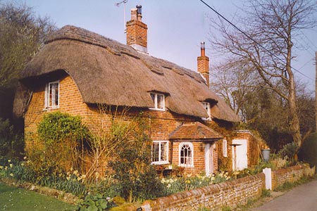 Thatched Cottage near Cheriton
