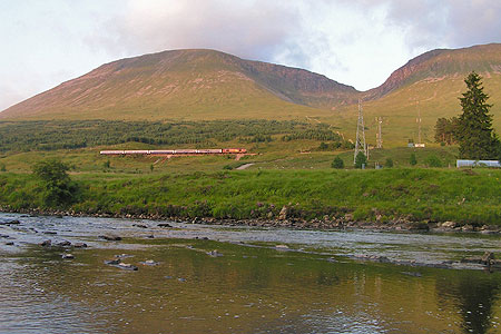 Beinn an Dothaidh & Caledonian sleeper, Bridge of Orchy