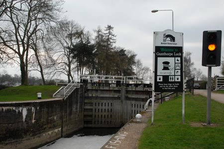 The approach to Gunthorpe Lock on the River Trent