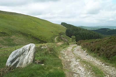 Track leading to Pen Bwlch Llandrillo