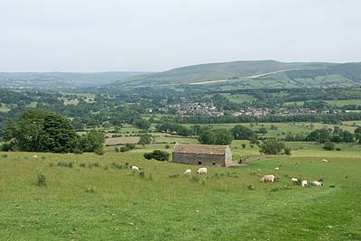Hope valley seen from Lose Hill