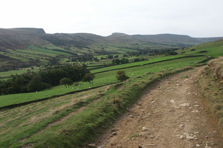 Edale with the Castleton Ridge on the left