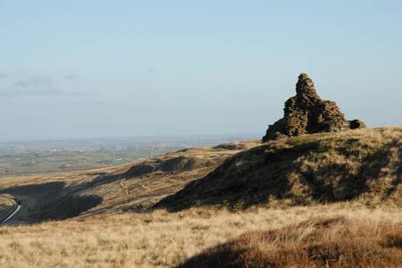 Large cairn on northern edge of Ovenden Moor