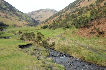 Path leading into upper Carding Mill Valley