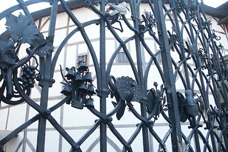 Gates in front of the Globe Theatre