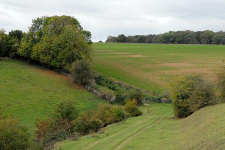 Between Payne's Farm and Widford