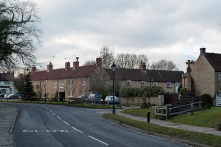 Linby Village and Bottom Cross