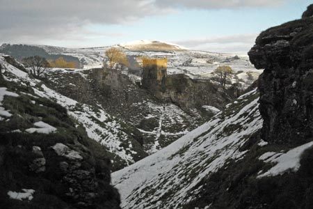 Peveril Castle and Lose Hill from Cave Dale