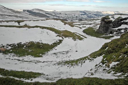 General view of the valley from near Winnats Pass