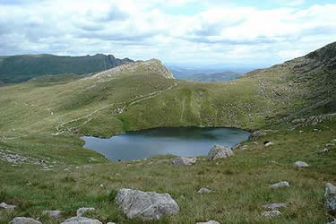 Angle Tarn, with Rosset Pike from descent from Ore Gap