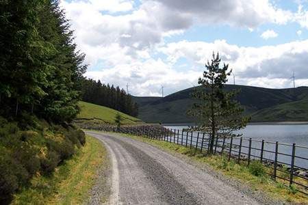 Track around Camps Reservoir, near Crawford
