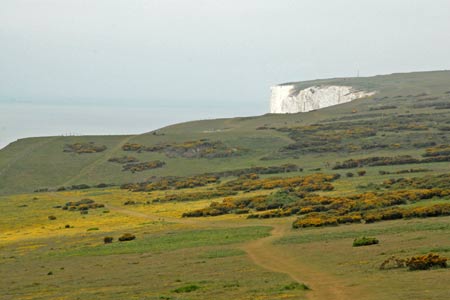 Heading west along the cliffs from the Tennyson Monument