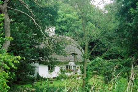 A cottage on the Hertfordshire Way
