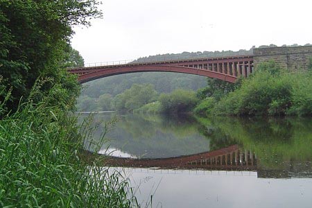 Victoria Bridge over the River Severn