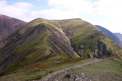 The path to Thirdgill Head and Wandope from Whiteless Pike