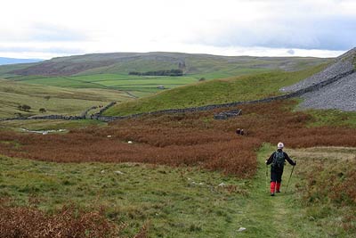 The descent into Crummack Dale from Sulber Nick