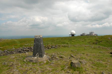 Titterstone Clee Hill - trig point and radar station