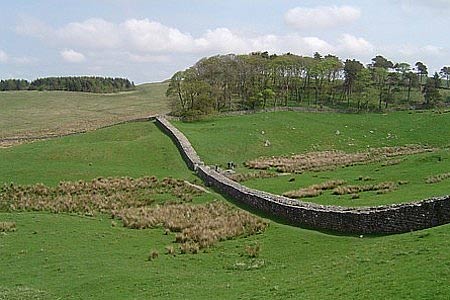 Hadrian's Wall - switch sides of the wall near Hotbank