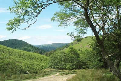 The countryside between Caer Caradoc and Hope Bowder Hill