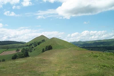 Looking south along the main ridge of the Lawley