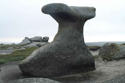 Bleaklow Stones - the Anvil or is it a whale's tail?