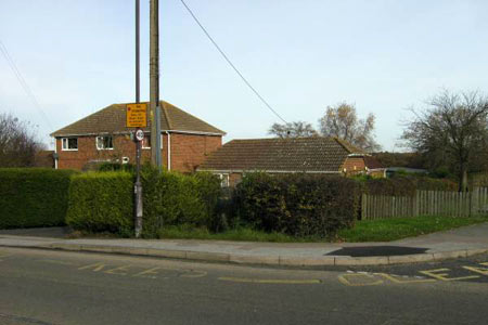 A290 road at TR126600. Path right of telegraph pole