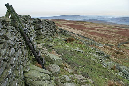 View south from near Capplestone Gate into Wharfedale