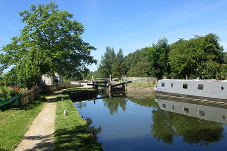 The Stort Navigation canal at Roydon