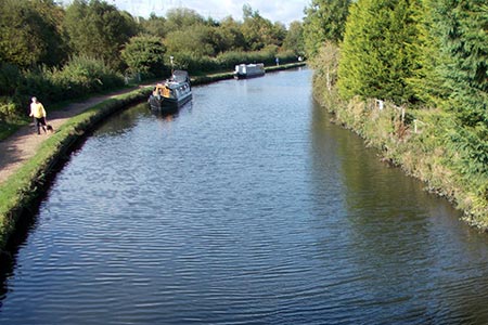 The Grand Union Canal west of Hemel Hempstead, Hertfordshire