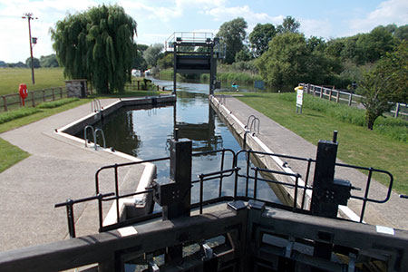 Canal lock at Hemingford Meadow, near Houghton